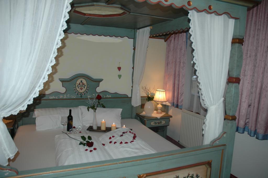 Hotel Gasthaus Schwarzenstein Гинслинг Екстериор снимка