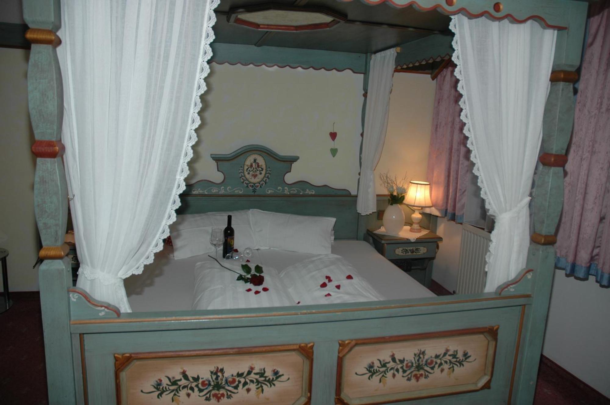 Hotel Gasthaus Schwarzenstein Гинслинг Екстериор снимка