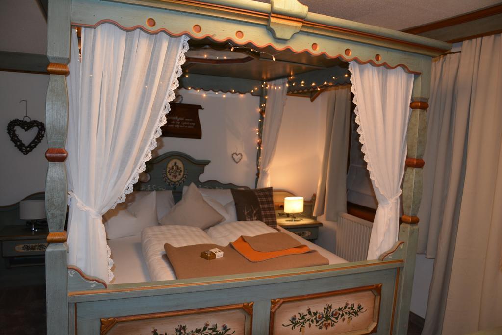 Hotel Gasthaus Schwarzenstein Гинслинг Екстериор снимка